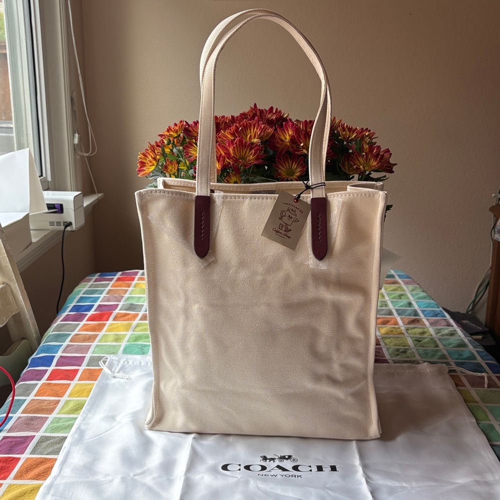 ☕️🍩☕️ THE COACH COFFEE SHOP TOTE ☕️🍩☕️ NWT ☕️🍩☕️ - Picture 11 of 16